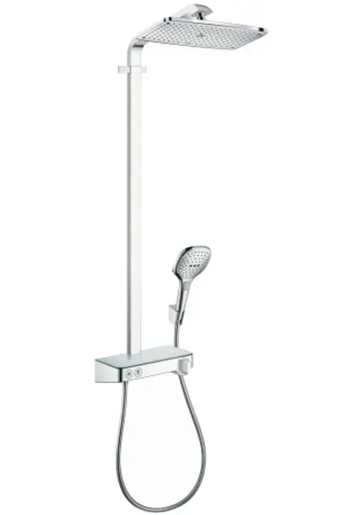 Hansgrohe Duschsystem mit Kopfbrause und Handbrause, verbunden durch eine flexible Schlauchleitung, montiert an einer vertikalen Stange.